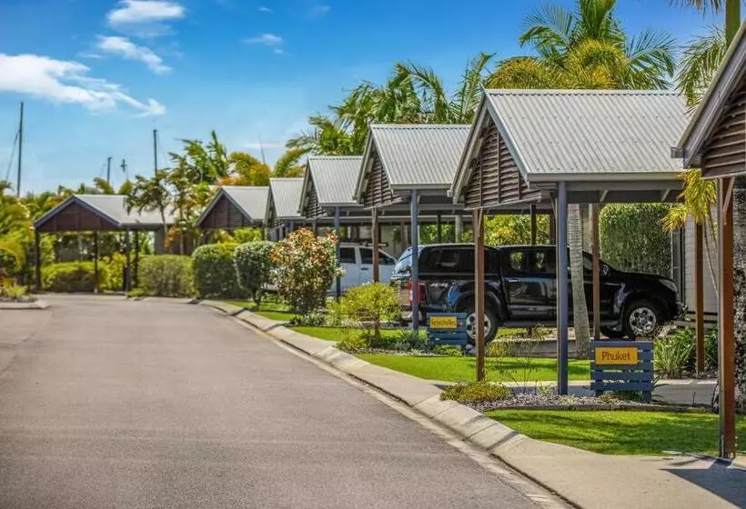 Lomakeskus Tin Can Bay Marina Villas