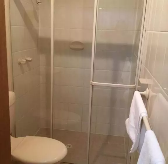 Truro Weighbridge Motel