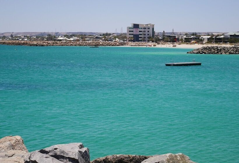 Общежитие Geraldton Backpackers