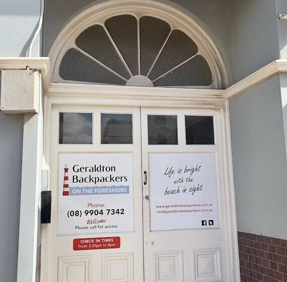 Общежитие Geraldton Backpackers