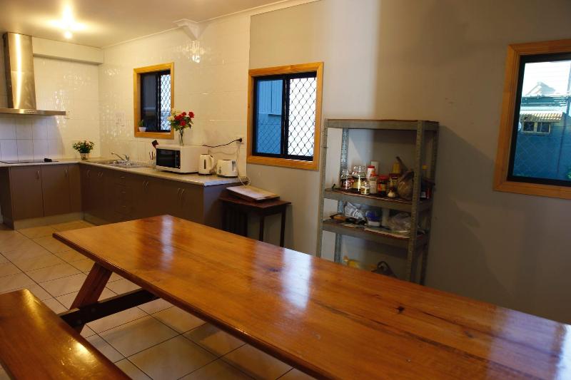 旅馆 Happytourcairns Sharehouse