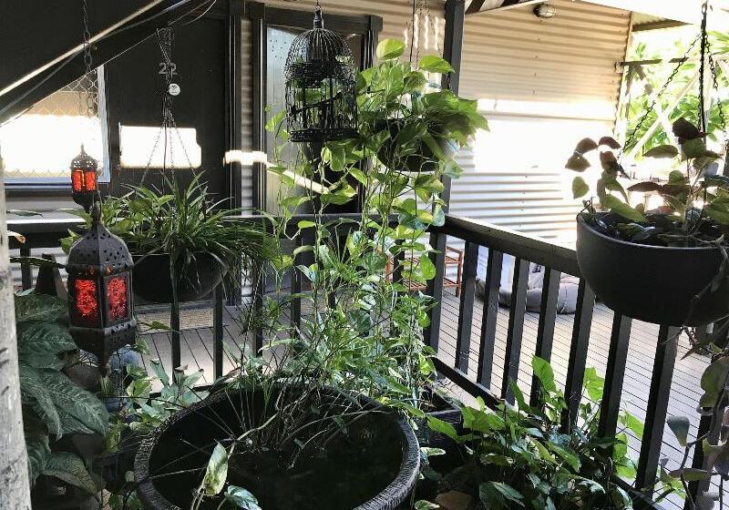 הוסטל Kimberley Travellers Lodge  Broome Yha