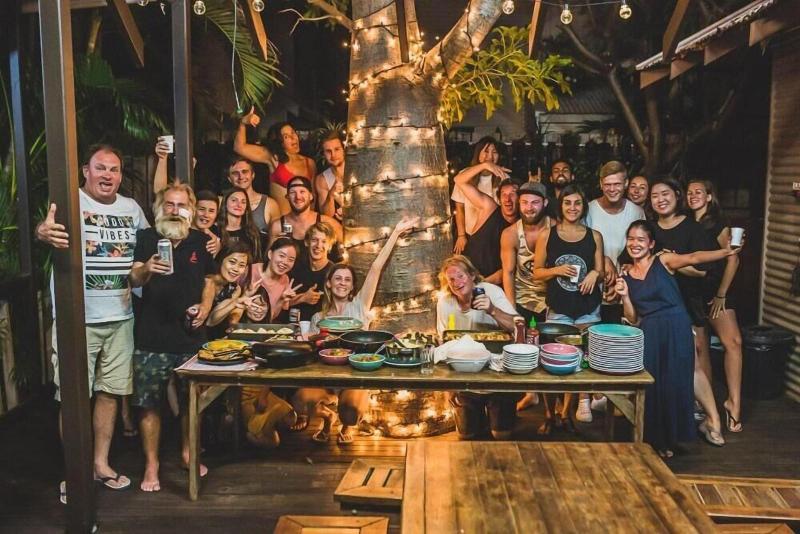 הוסטל Kimberley Travellers Lodge  Broome Yha