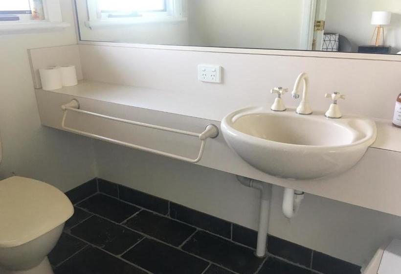 ベッドアンドブレックファースト Rosewhite House