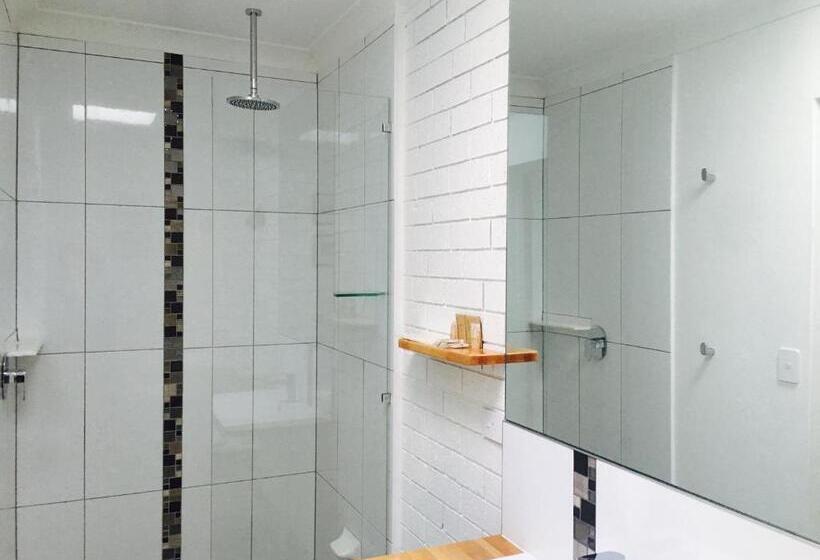 Gin Gin Village Motor Inn Motel Qld