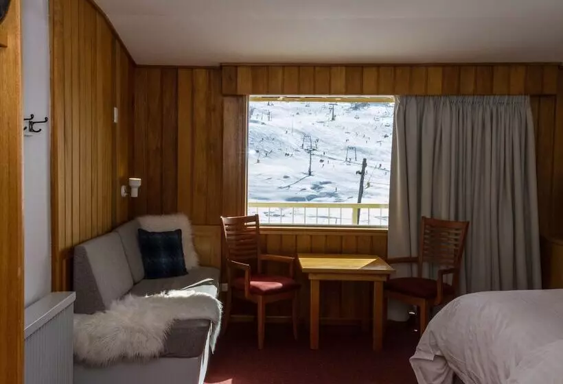 ホテル Eiger Chalet