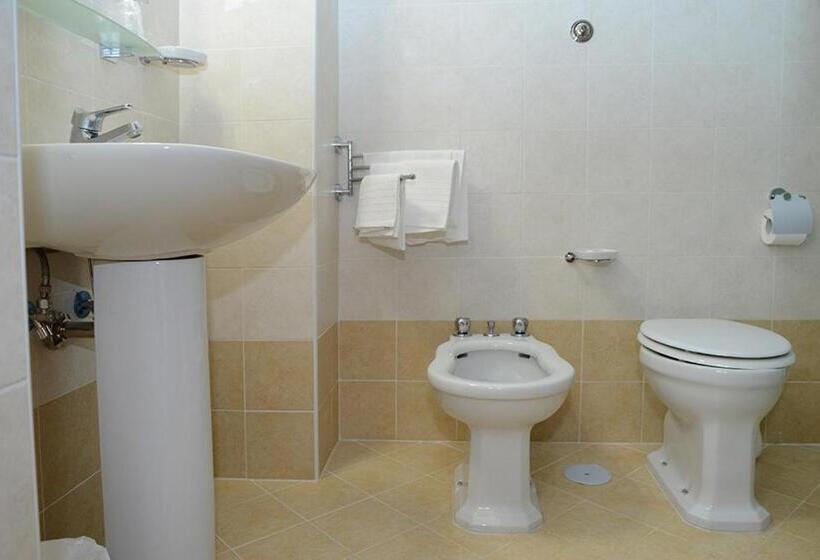 בית מלון כפרי Terminus Fiuggi