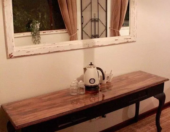 پانسیون Bakehouse  38 Restaurant & Guesthouse