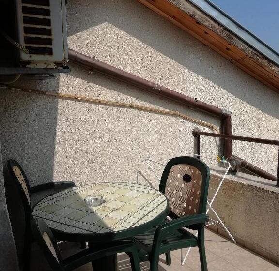 پانسیون Milchevi Guesthouse