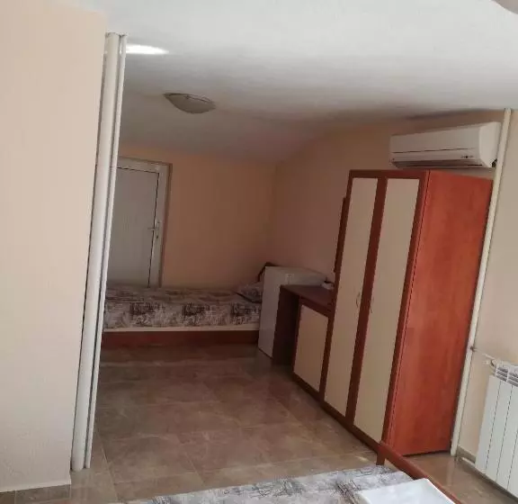ペンション Milchevi Guesthouse