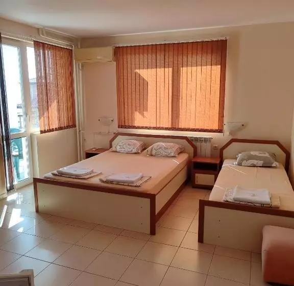 ペンション Milchevi Guesthouse