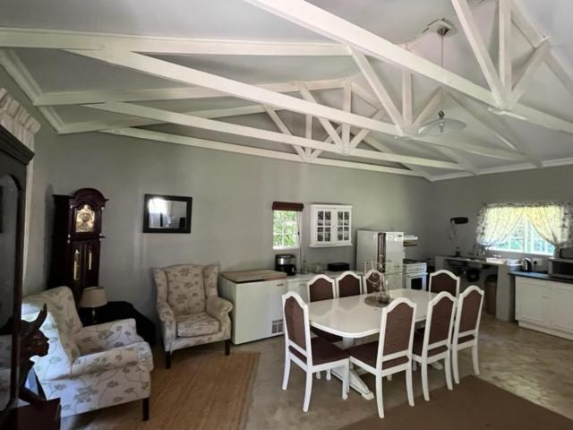 פנסיון Westfield Farm