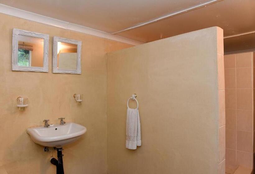 פנסיון Westfield Farm