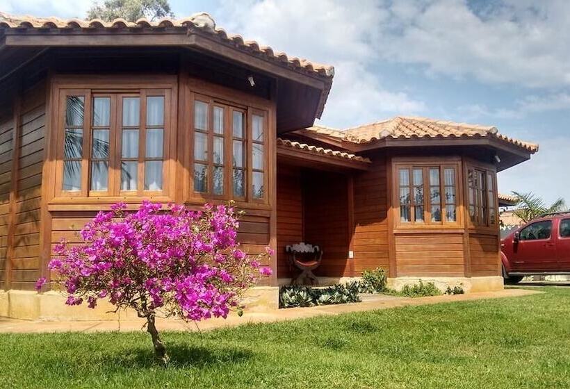 Refúgio Nômade Hostel