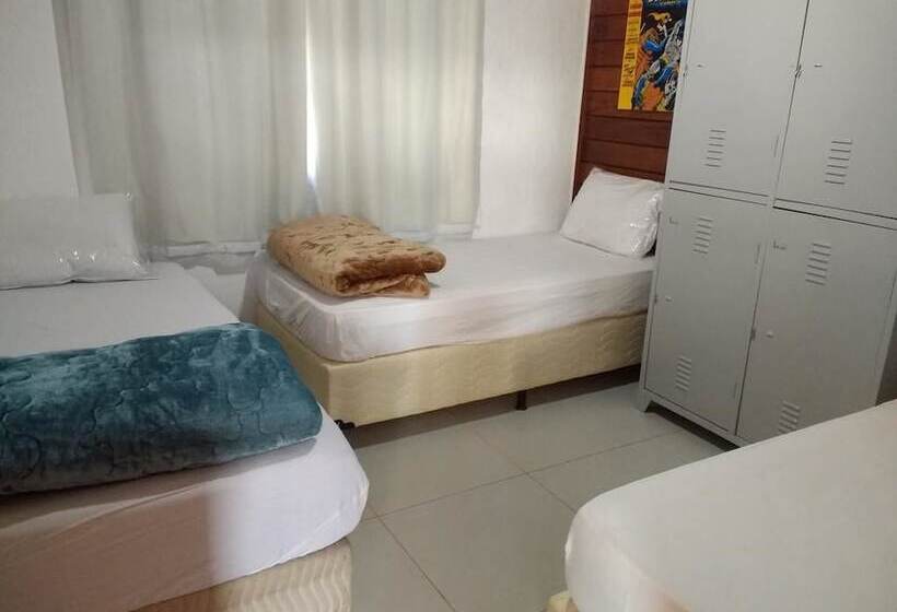 Refúgio Nômade Hostel