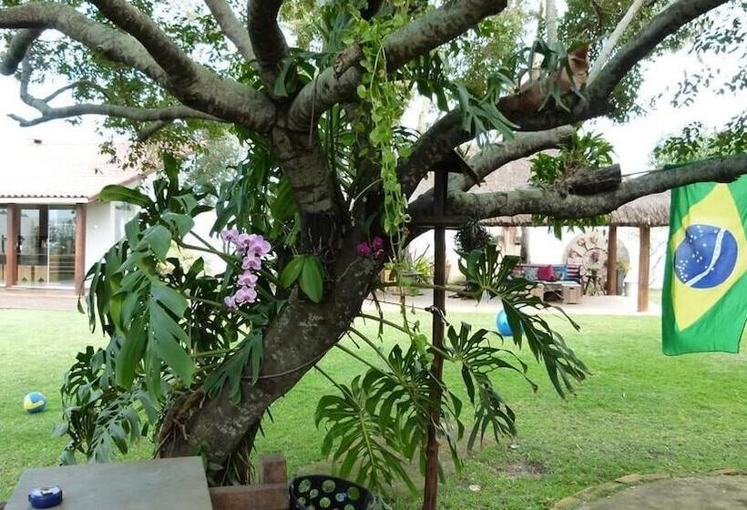 Refúgio Nômade Hostel