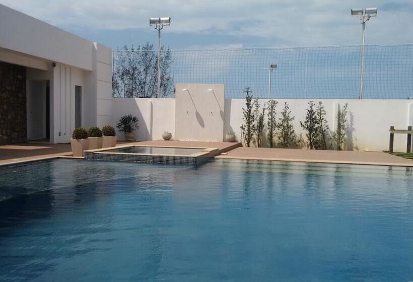 Refúgio Nômade Hostel