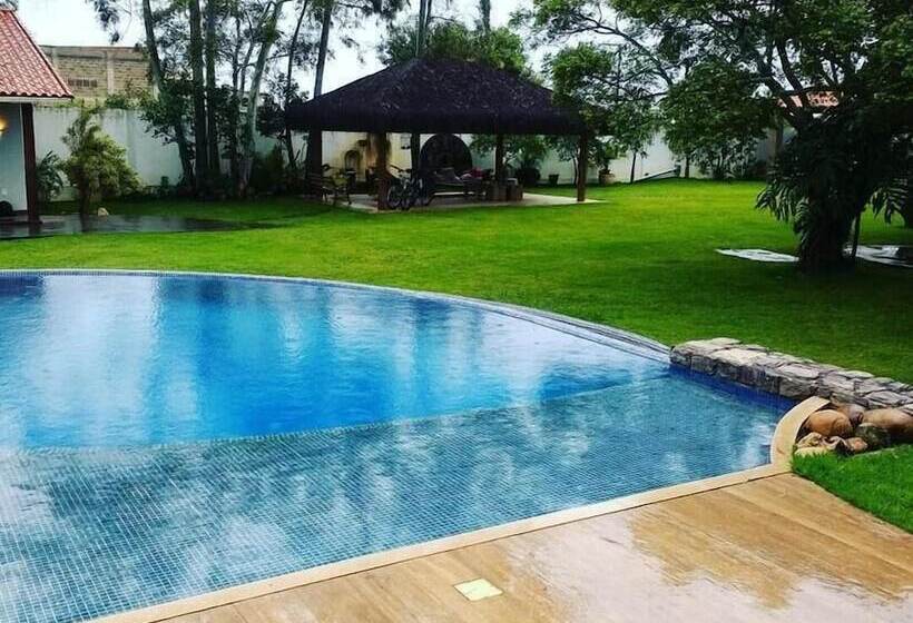 Refúgio Nômade Hostel