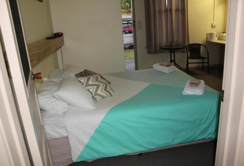 Tocumwal Hotel Motel