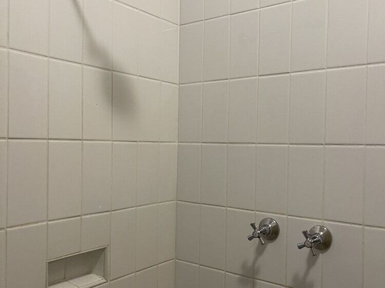 Winnellie Hotel Motel