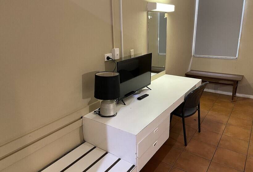 Winnellie Hotel Motel