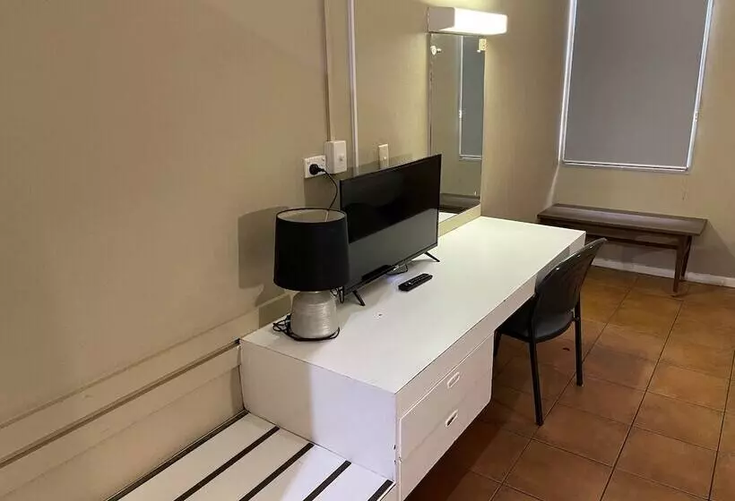 Winnellie Hotel Motel