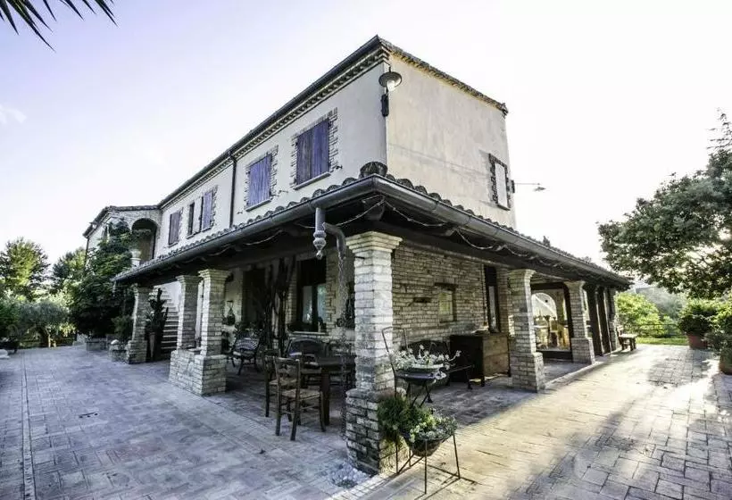 ベッドアンドブレックファースト Agriturismo Col Morino