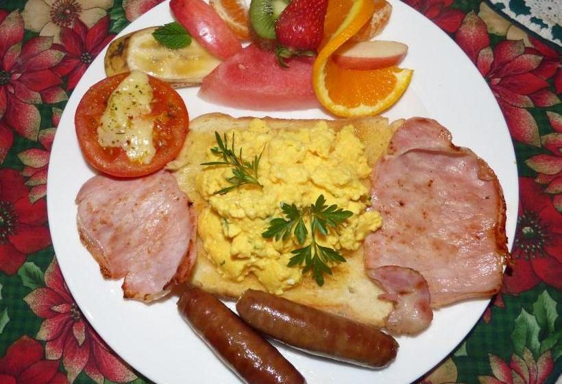 Country Charm Retreat B&b