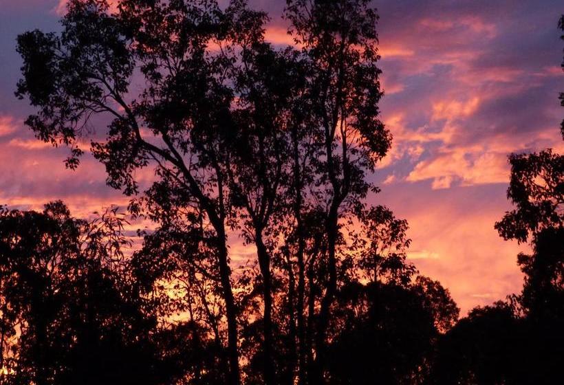 Country Charm Retreat B&b