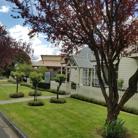 Creek Cottage Bed And Breakfast Traralgon