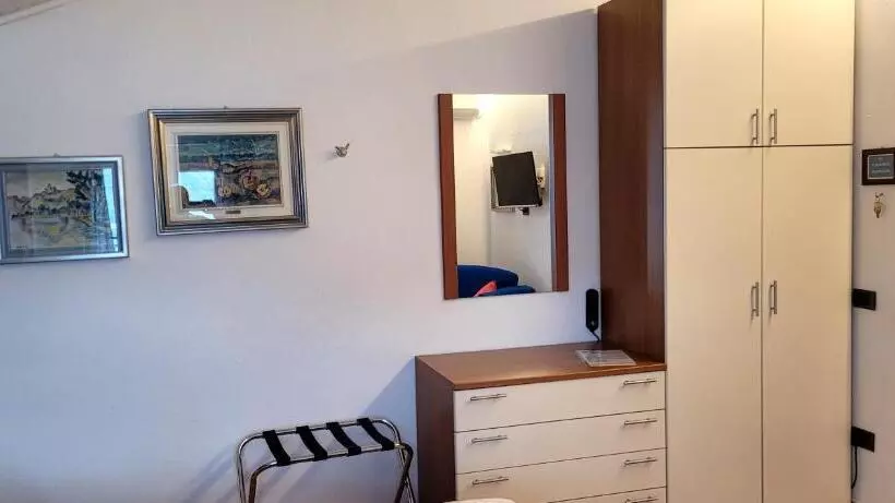 ホテル Bellavista Meublè