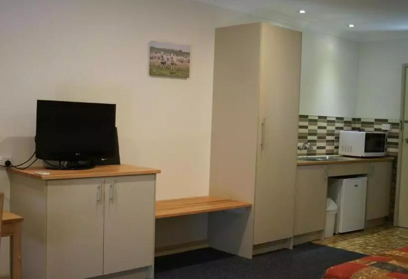 モーテル Culcairn Motor Inn