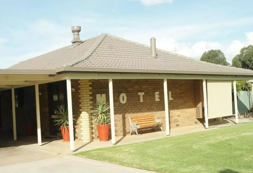 モーテル Culcairn Motor Inn