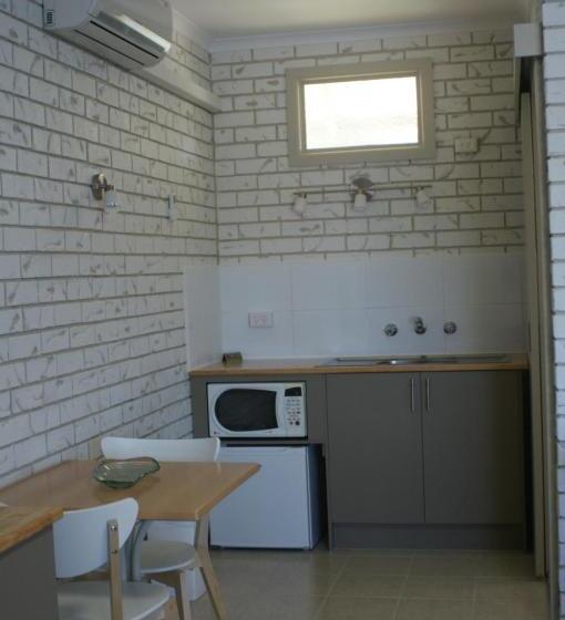 汽车旅馆  Culcairn Motor Inn