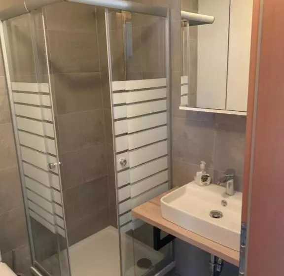 Majatalo Roccos Raum