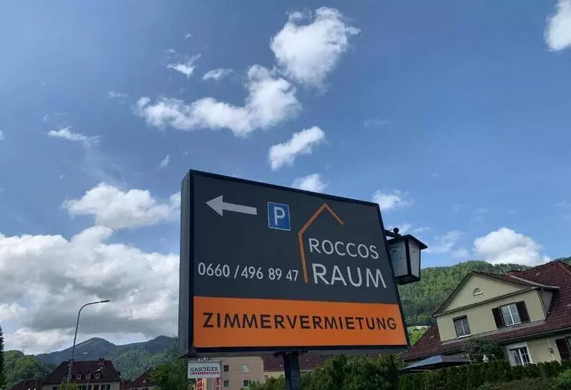 Majatalo Roccos Raum