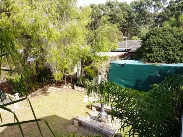 ペンション The Doo Drop Inn