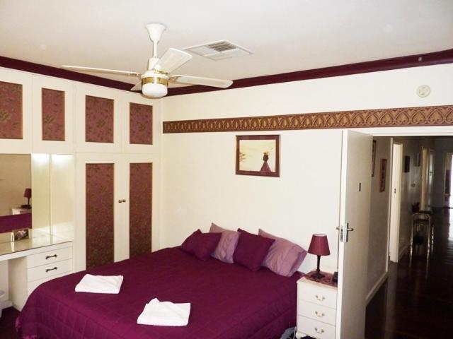 פנסיון The Doo Drop Inn