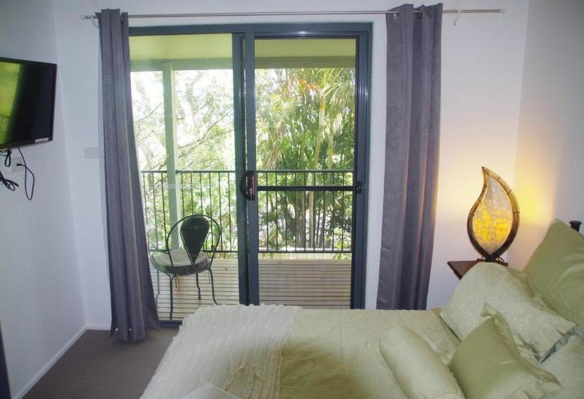 B&b Squeakygate Retreat