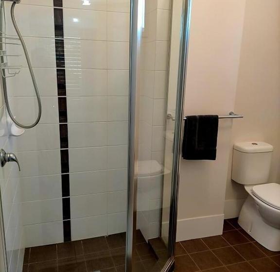 Derby Lodge Self Contained Apartments