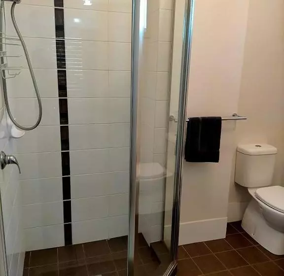 Derby Lodge Self Contained Apartments