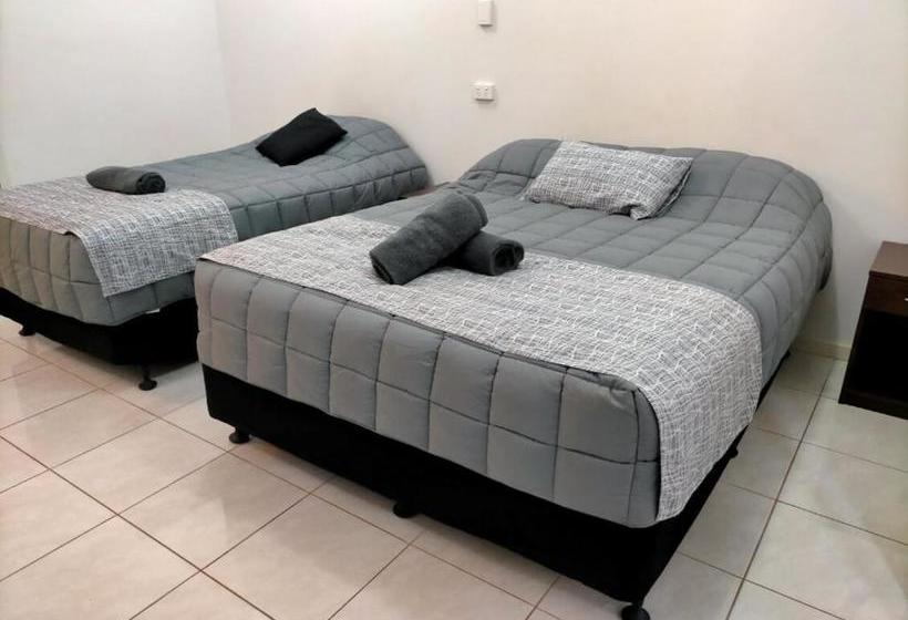 Derby Lodge Self Contained Apartments