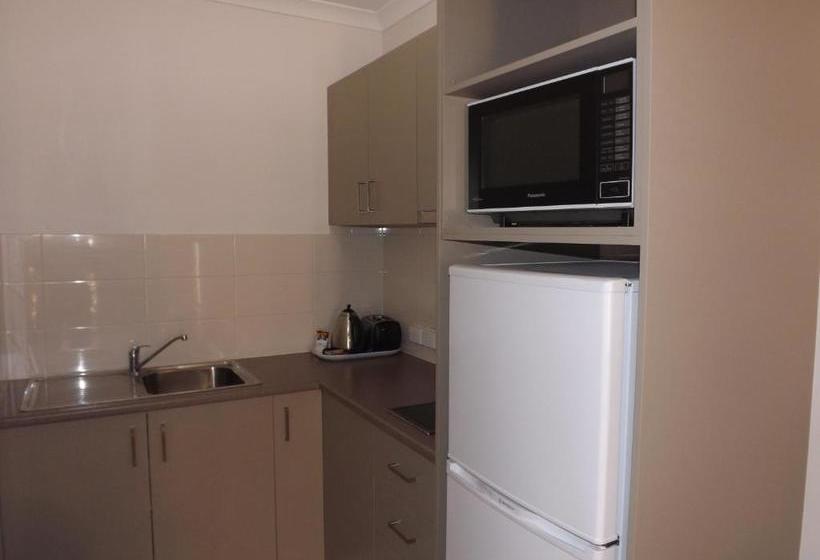 Derby Lodge Self Contained Apartments