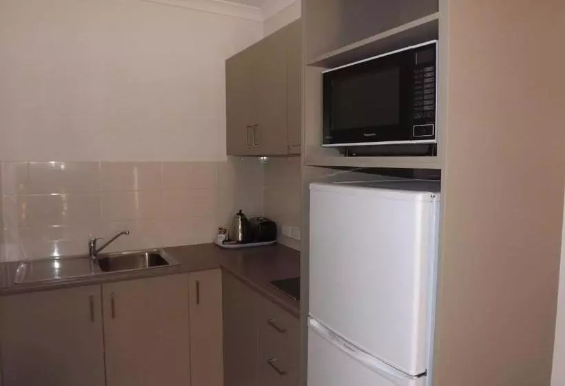 Derby Lodge Self Contained Apartments