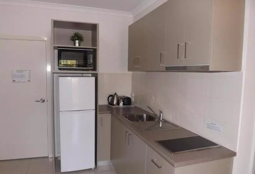 Derby Lodge Self Contained Apartments