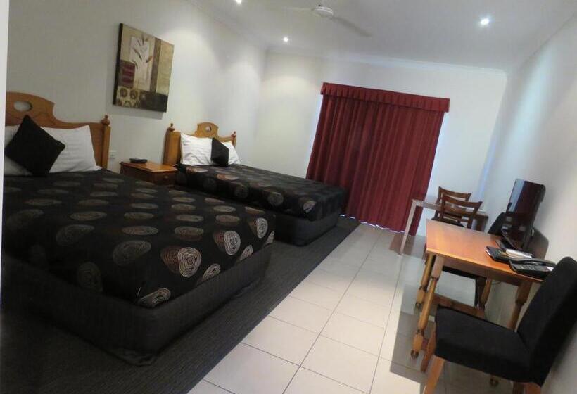 Emerald Gardens Motel & Apartments