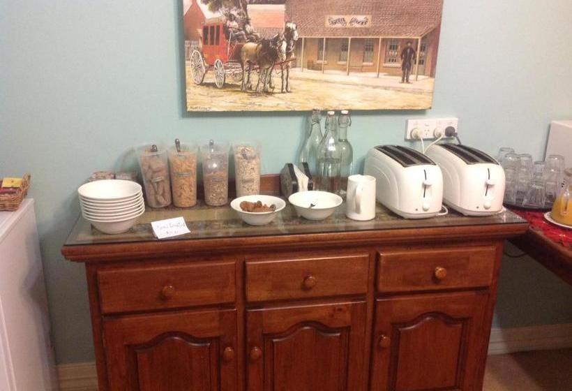 Emeu Inn Bed & Breakfast