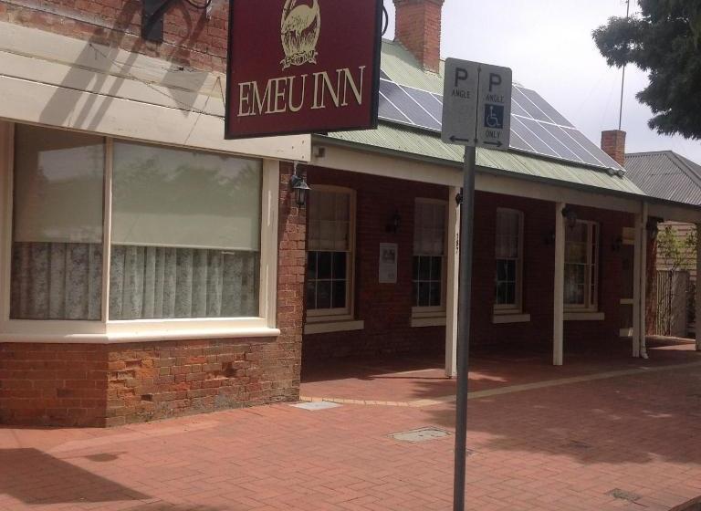 Emeu Inn Bed & Breakfast