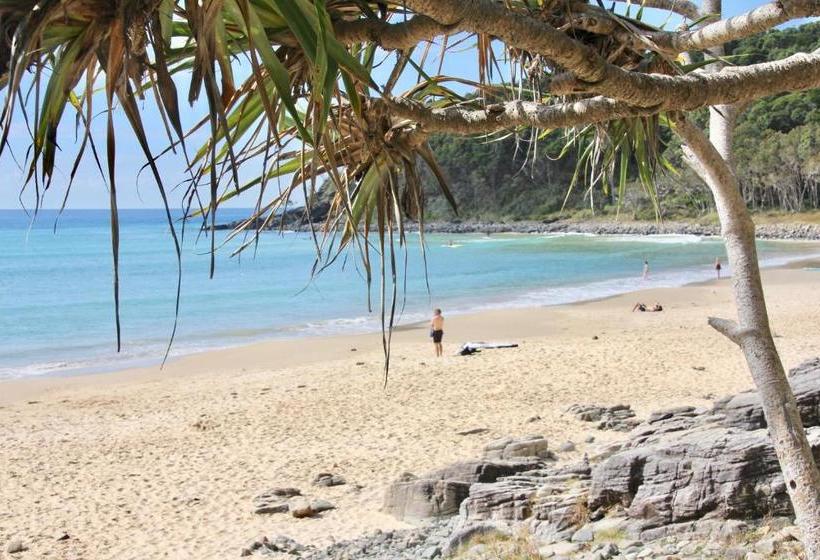 Hideaway Noosa Men Only Beach Resort