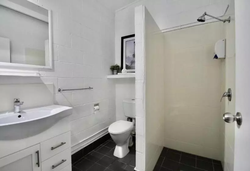 Hideaway Noosa Men Only Beach Resort